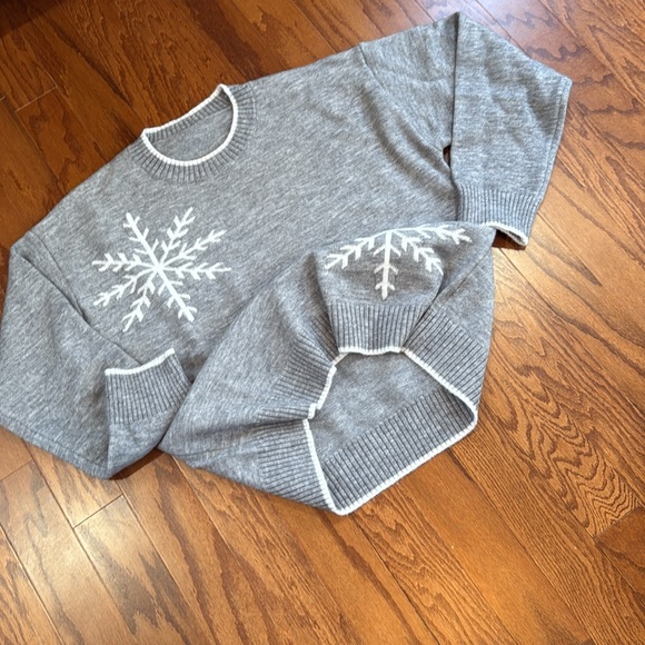 Luxe Snowflakes Sweater - Picture 11 of 13